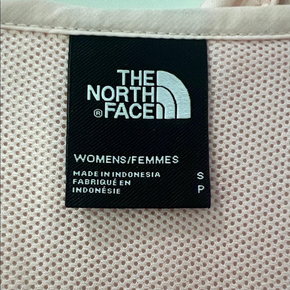The North Face Women's Light Pink Ski Jacket Windbreaker - Picture 2 of 3